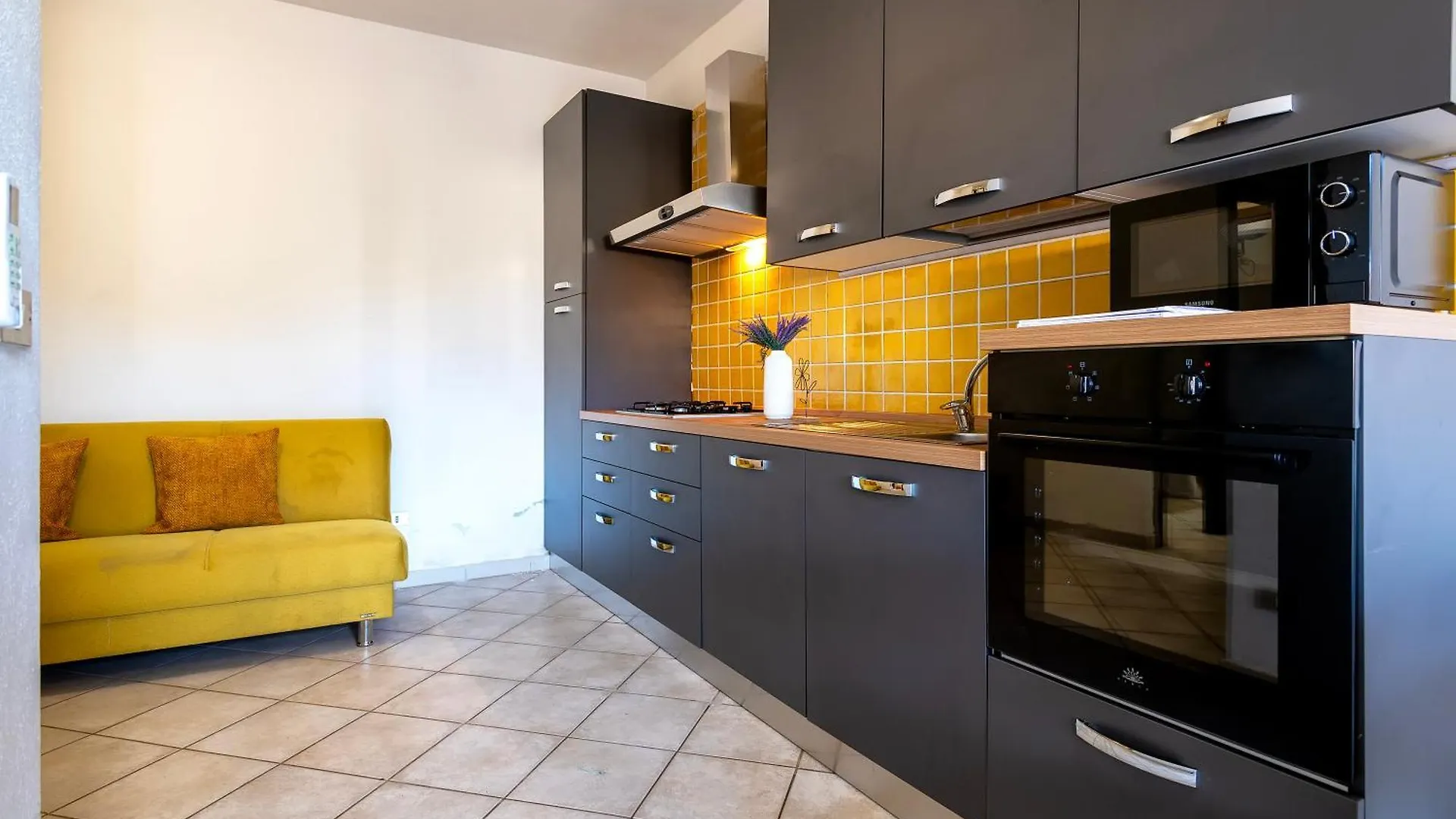 Casa Vacanze Nel Borgo Isola Rossa  Isola Rossa (Sassari)