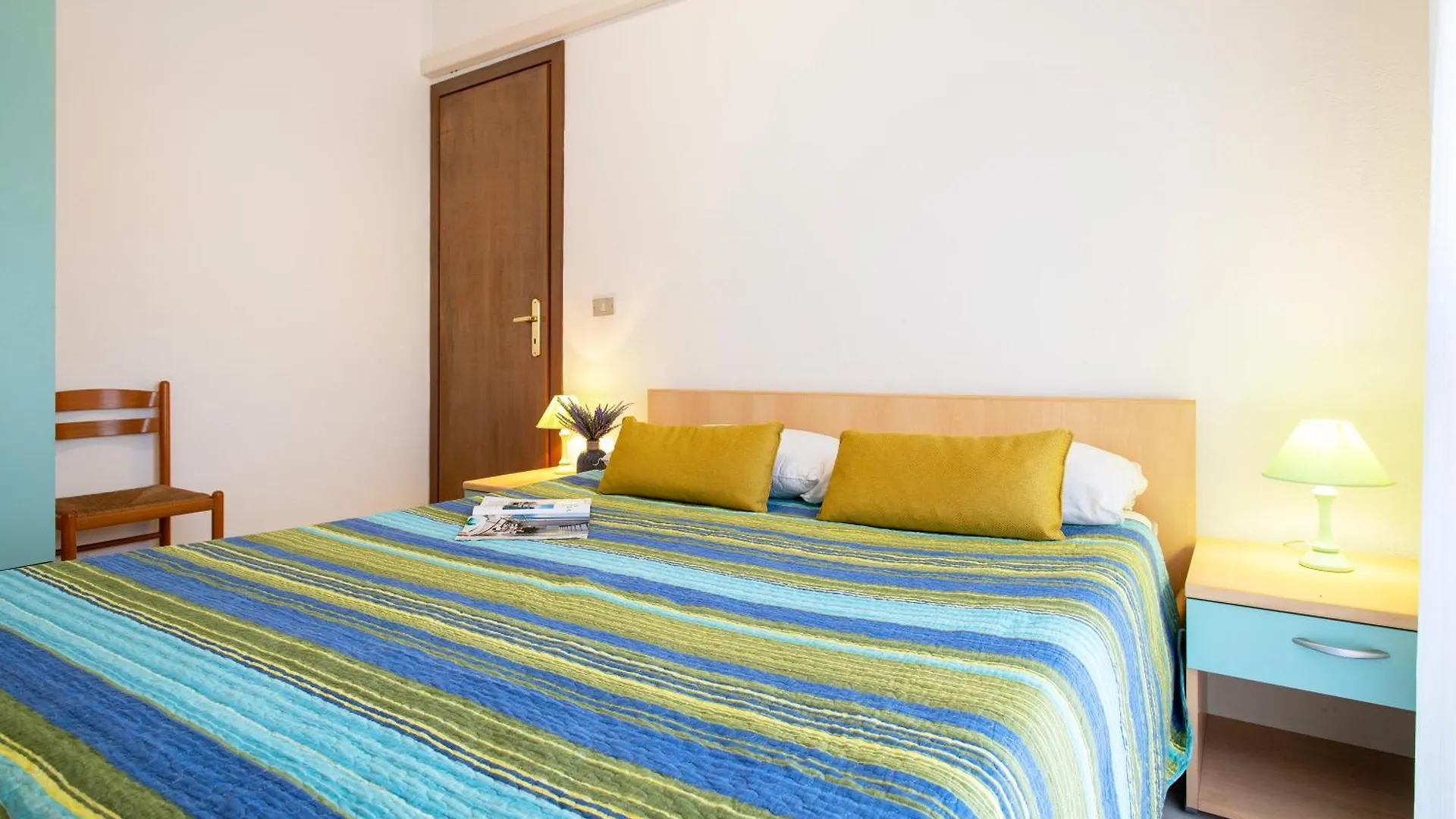 Vakantiehuis Casa Vacanze Nel Borgo Isola Rossa  Italië